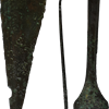 Âge du Bronze (env. 2’000 à 800 av J.-C.) - Lame de poignard, épingle et hache-spatule, Nécropole de Pully Chamblandes, Bronze ancien, 2000-1500 av. J.-C. Source : ArchéoLab.